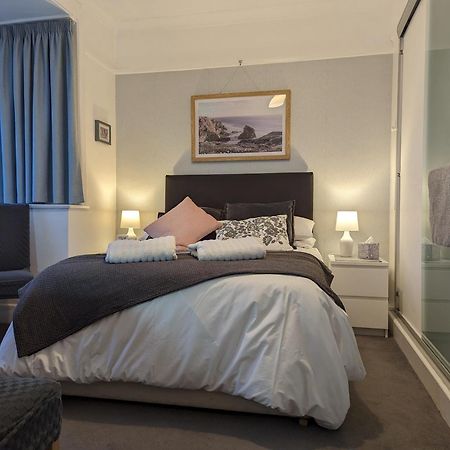En-Suite Nook Near Forest & Sea, Super Value With Fridge, Microwave And Tv Lymington Extérieur photo