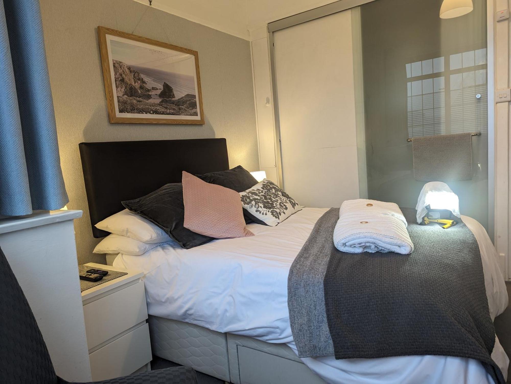En-Suite Nook Near Forest & Sea, Super Value With Fridge, Microwave And Tv Lymington Extérieur photo